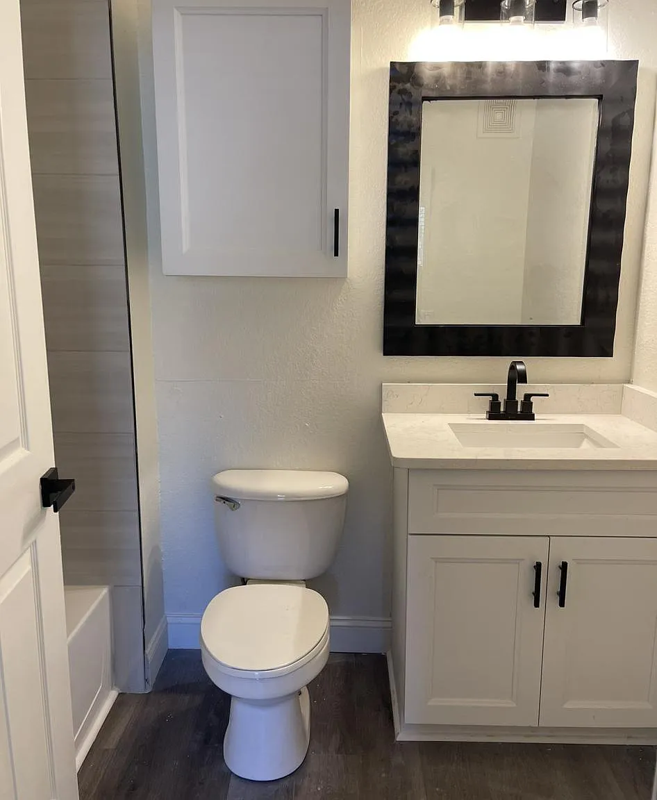 1150 Lake Shadow Cir — Photo 2