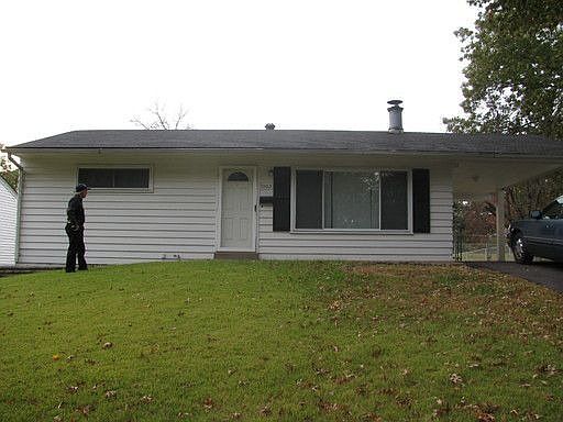 1st image of 10021 Lakemoor Dr