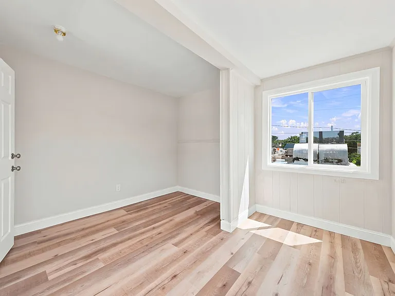 805 W New York Ave — Photo 17