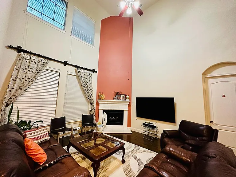 328 Anna Ave — Photo 14