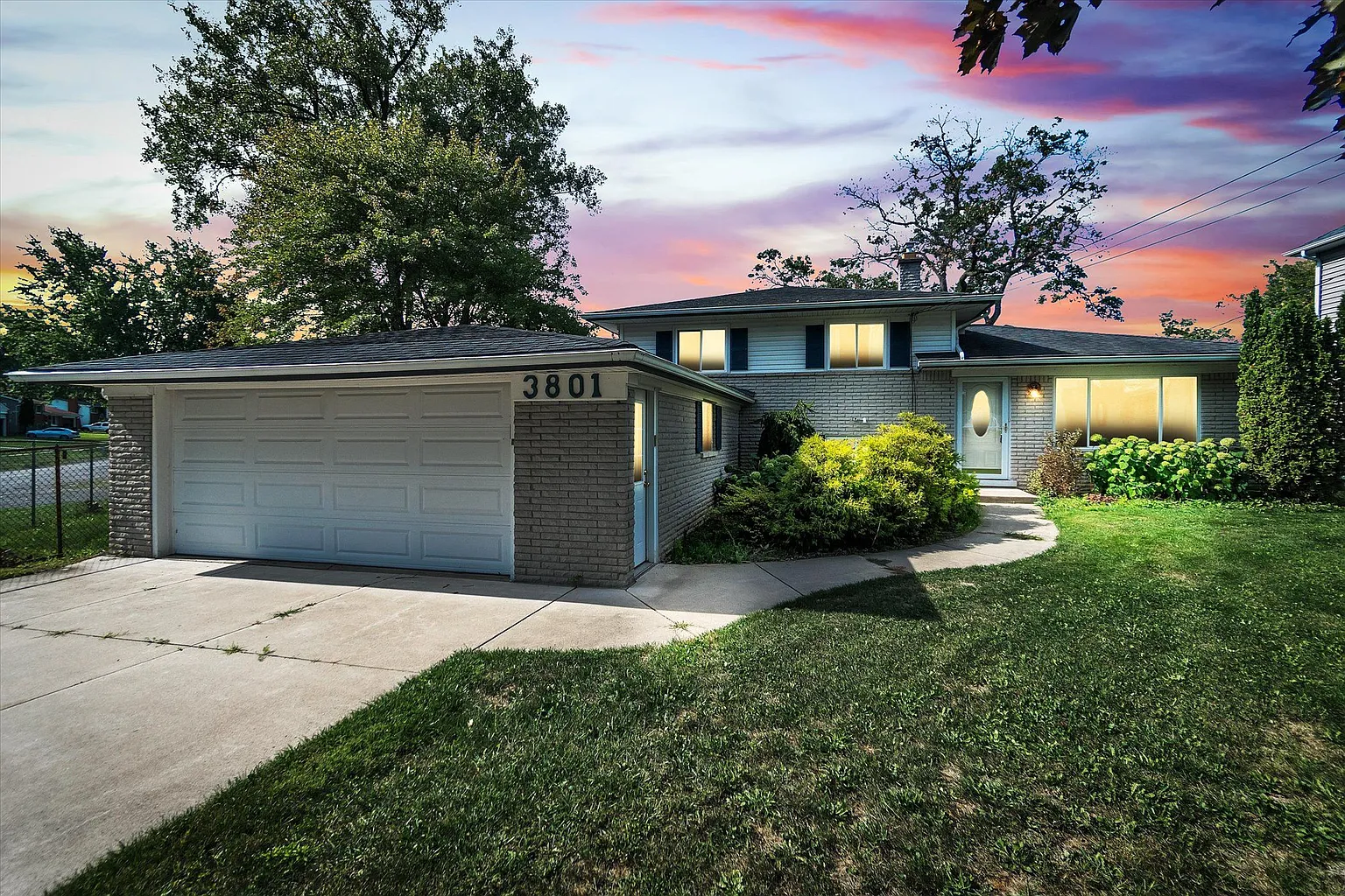 3801 Lotus Dr photo 1