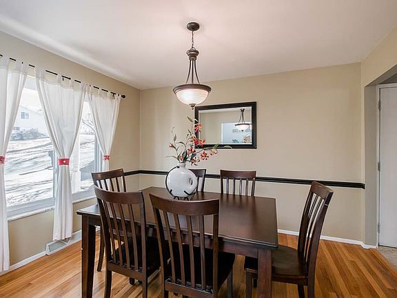 5th image of 1241 Danvers Dr