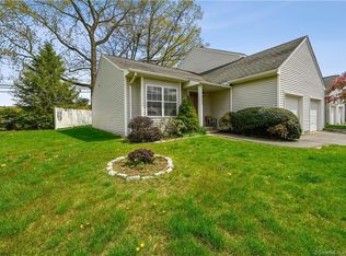 2 Jamie Ln APT 2A, Manchester, CT 06042