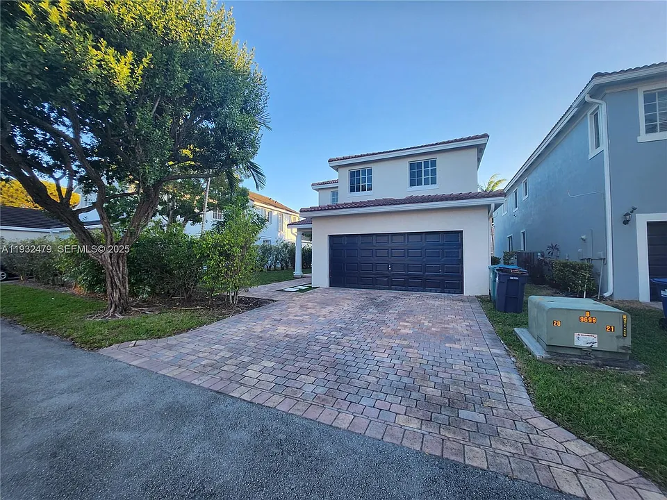 13973 SW 276th Way