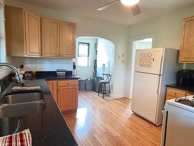 35 Stoughton St #2 — Photo 2