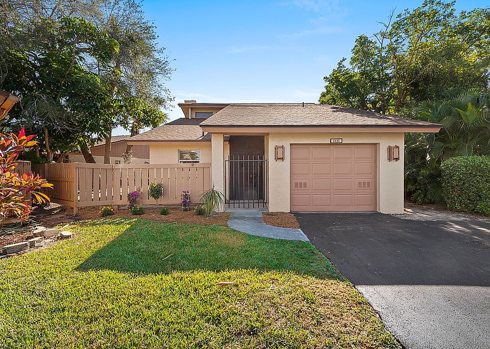 1st image of 6443 Royal Woods Dr