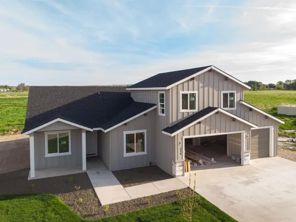 426 October Sky St, New Plymouth, ID 83655