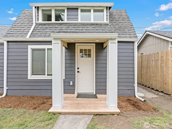 6114 Yakima Avenue, Tacoma, WA 98408