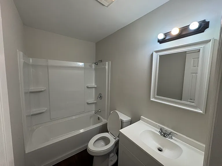 1495 Bailey St #A — Photo 3