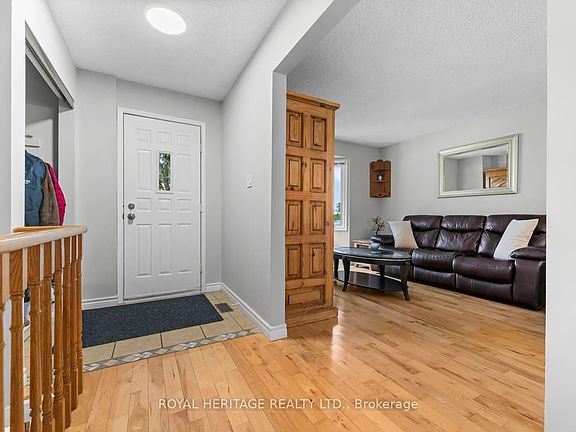 3rd image of 535 Cardinal Dr