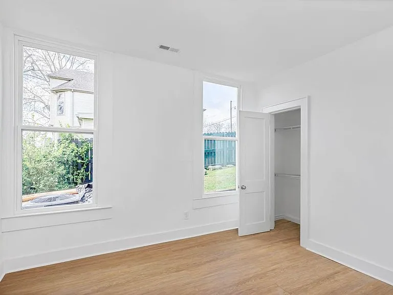 1915 McCallie Ave #2 — Photo 4