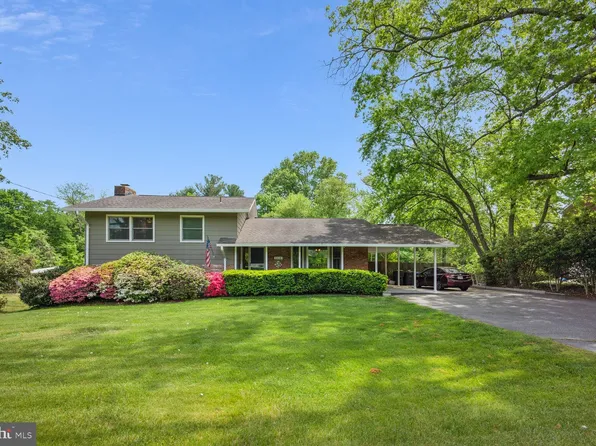 4419 Braddock Rd, Alexandria, VA 22312