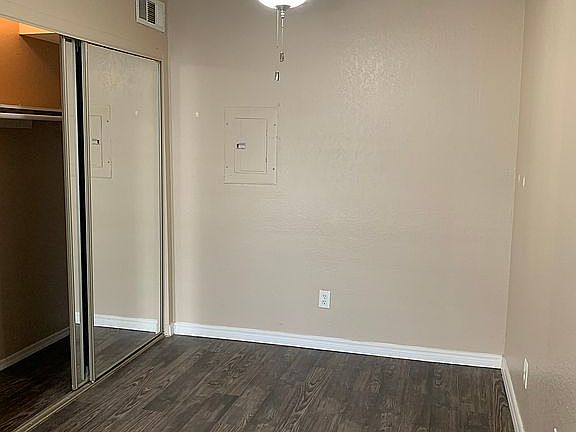 3rd image of 11560 N May Ave #301