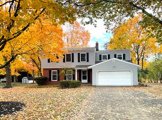 3300 Edington Rd, Akron, OH 44333