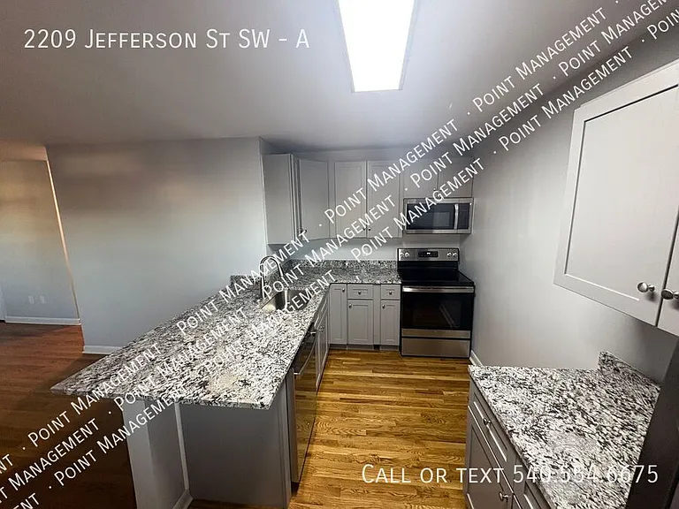 2209 Jefferson St SW #A — Photo 6