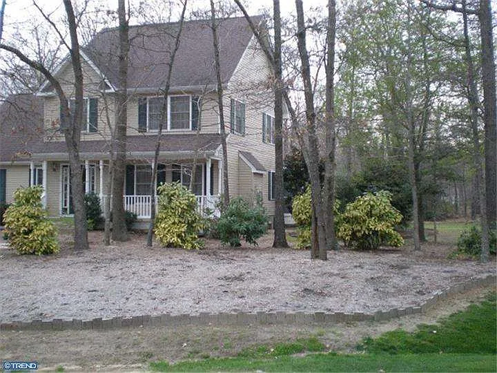 16638 Woodland Ct photo 1