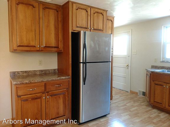 5th image of 2509 Milford Dr