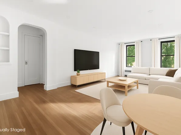 415 Ocean Parkway image 2 of 5