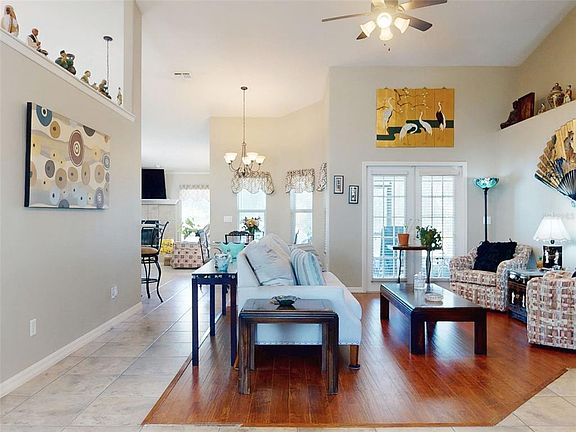 3rd image of 17901 SW 25th Avenue Rd