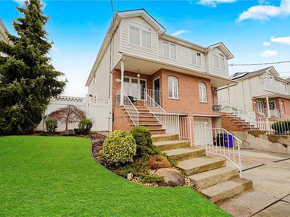 2nd image of 1083 Sheldon Ave