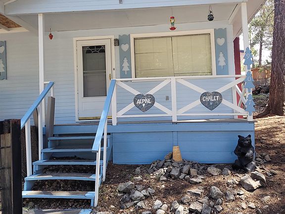 3rd image of 905 Chautauqua Canyon Blvd