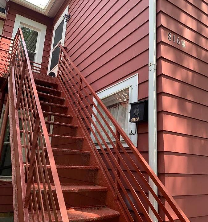 1st image of 816 N Columbus St #B