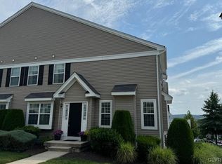 4137 Bunker Hill Dr S, Coopersburg, PA 18036