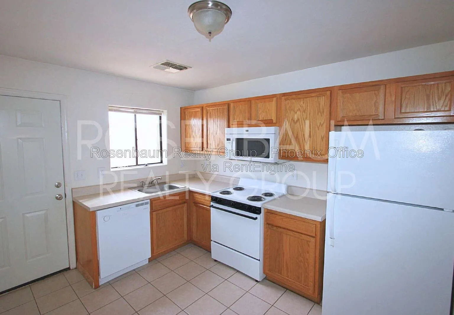 2 bed, 1.0 bath, 800 sqft, $899 — Photo 4