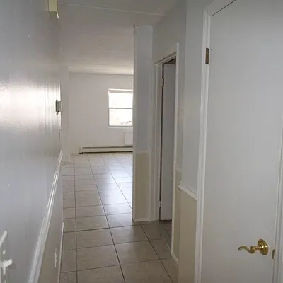 Rented by Nooklyn NYC LLC | media 38