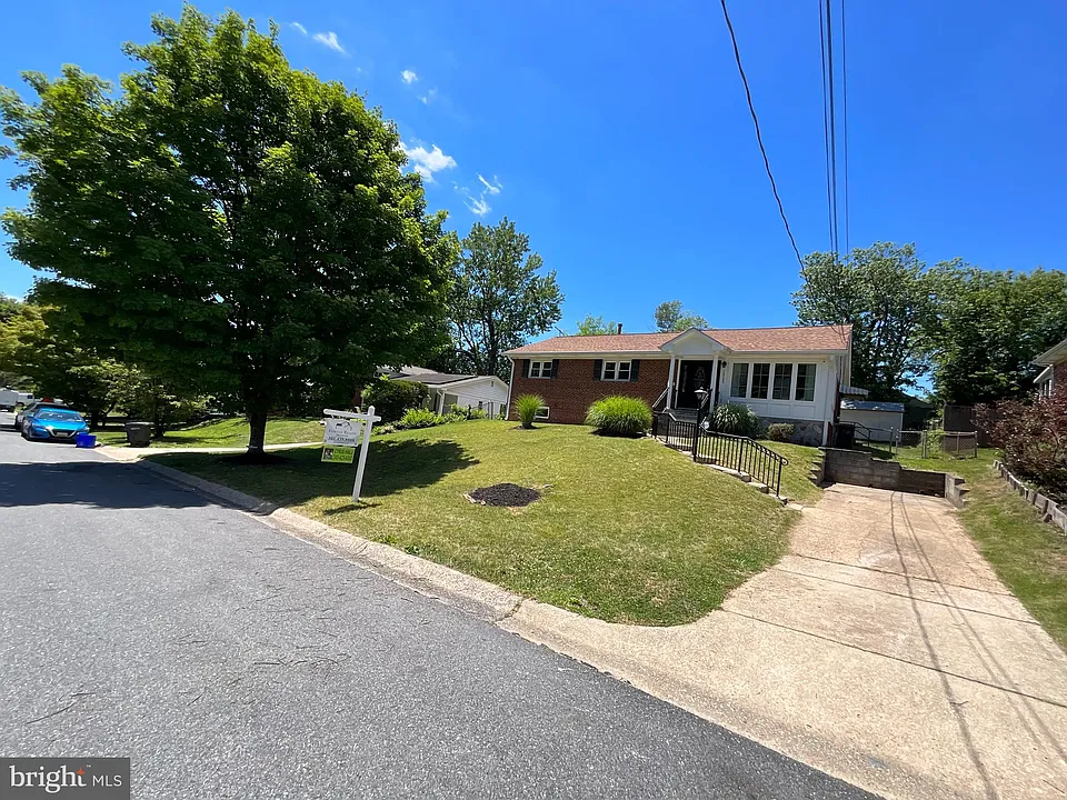 10708 Meadowhill Rd