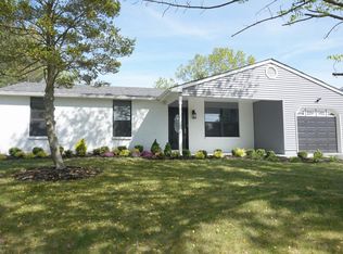 6 Deer Run Dr N, Barnegat, NJ 08005