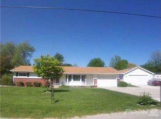 229 School St, Luckey, OH 43443