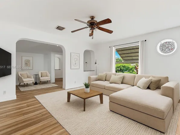 6073 NW 27th St, Margate, FL 33063