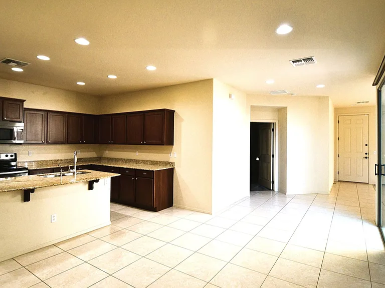 3562 S Wren Dr — Photo 5