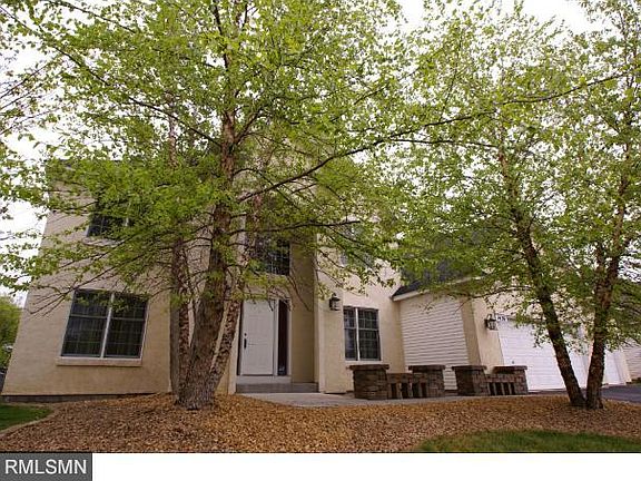 2nd image of 1430 Riverbluff Dr