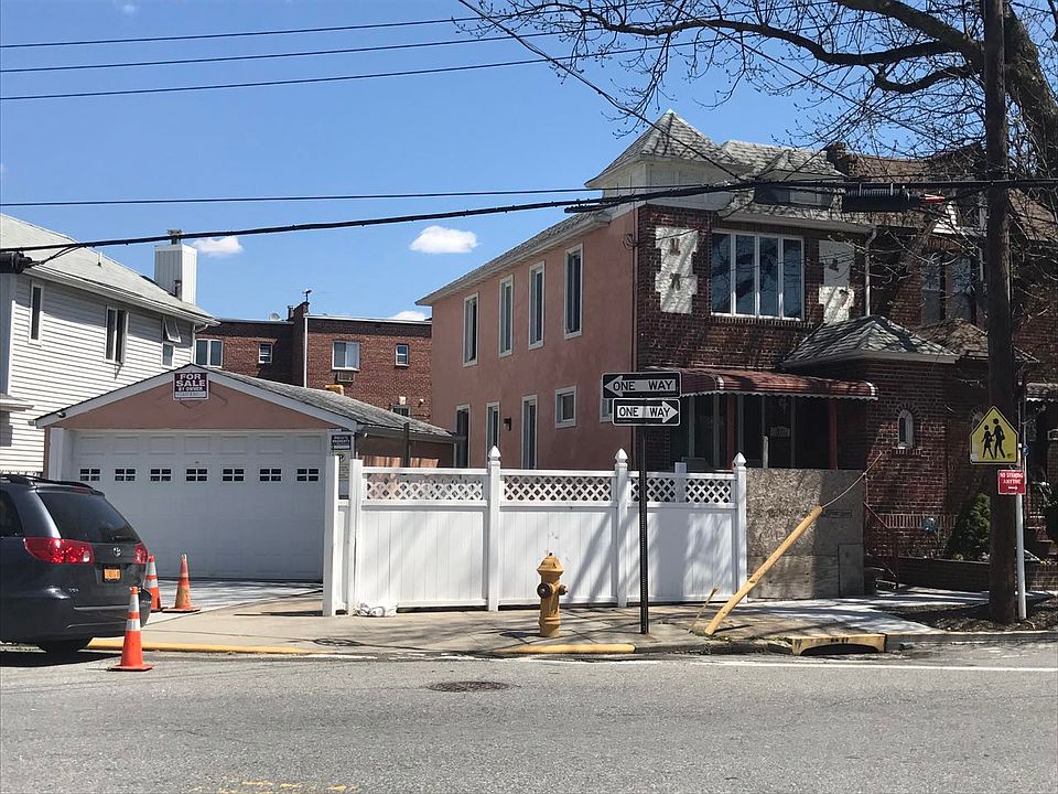 1st image of 2031 E 52nd St