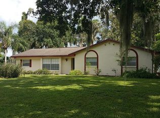702 Druid Way, Lutz, FL 33548