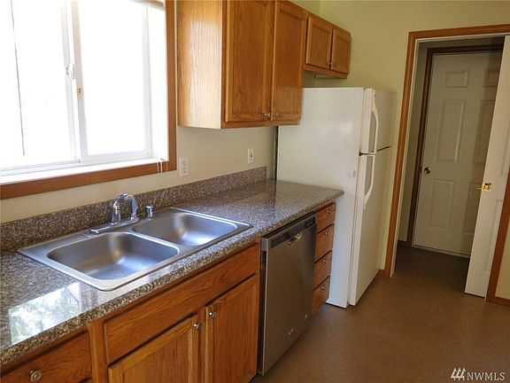 5th image of 19522 18th St S