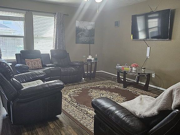 2nd image of 6522 Brimridge Ln