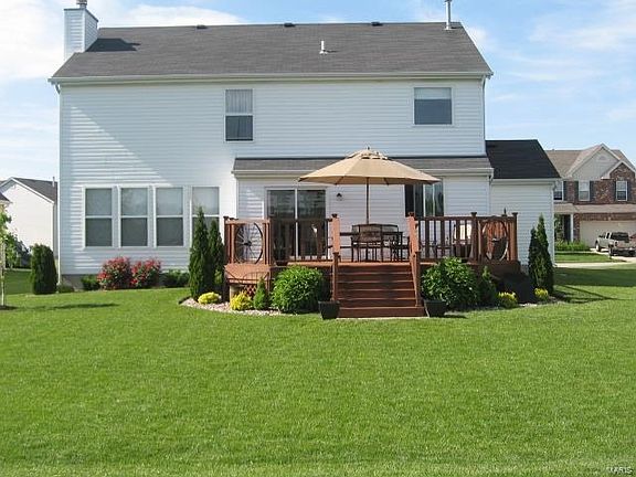 2nd image of 908 Caledonia Ct