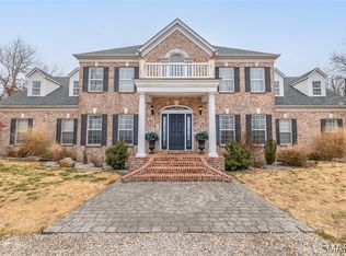 1 Twin Oaks Ln, Poplar Bluff, MO 63901