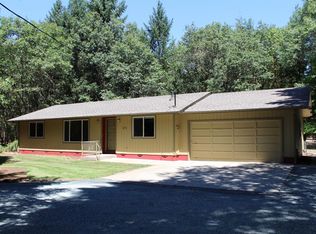 873 Williamson Loop, Grants Pass, OR 97526