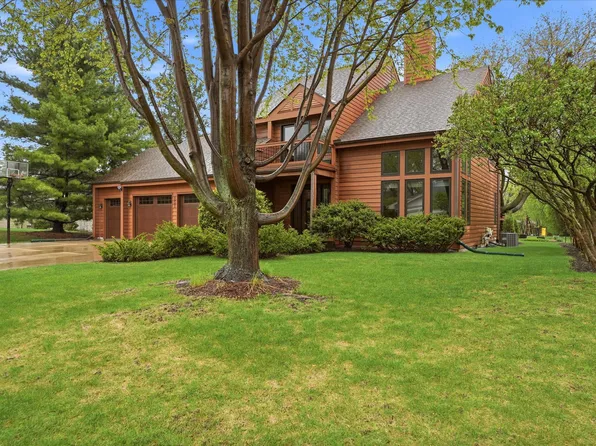 151 King Hill Rd, Golden Valley, MN 55416