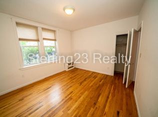 24-11 29th St #1K, Astoria, NY 11102