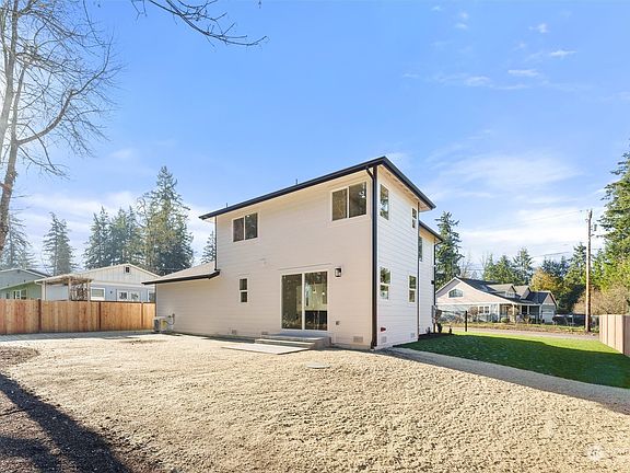 5th image of 17245 10th AVE S