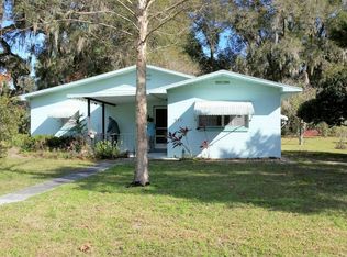 411 Chestnut St, Crescent City, FL 32112
