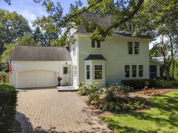 1763 Upper Chelsea Rd, Columbus, OH 43212
