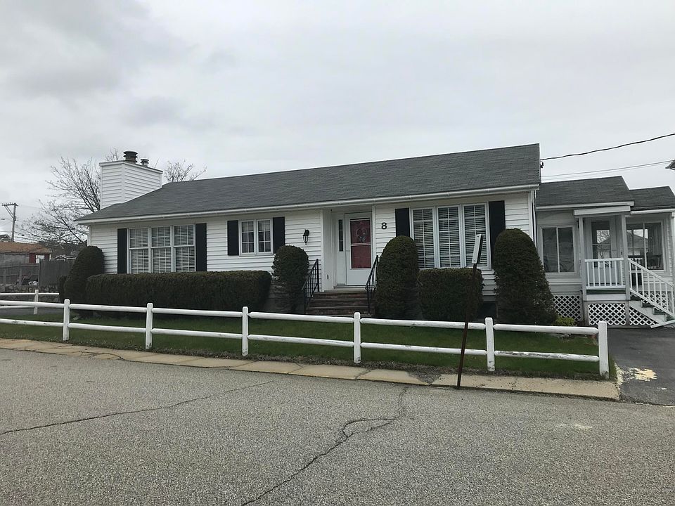 1st image of 8 Bay Ave