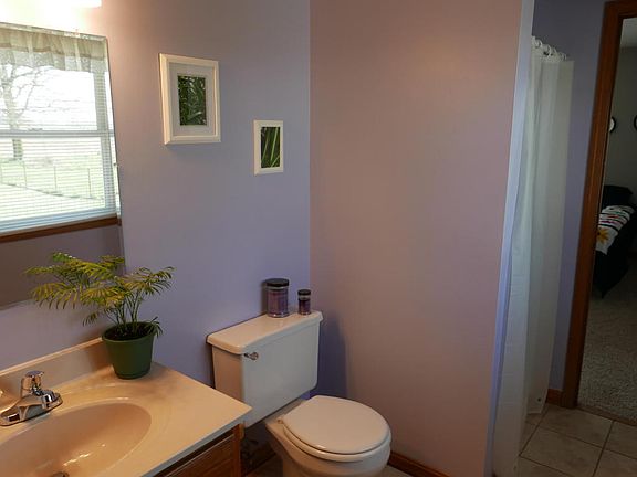 5th image of 2040 W West Ave