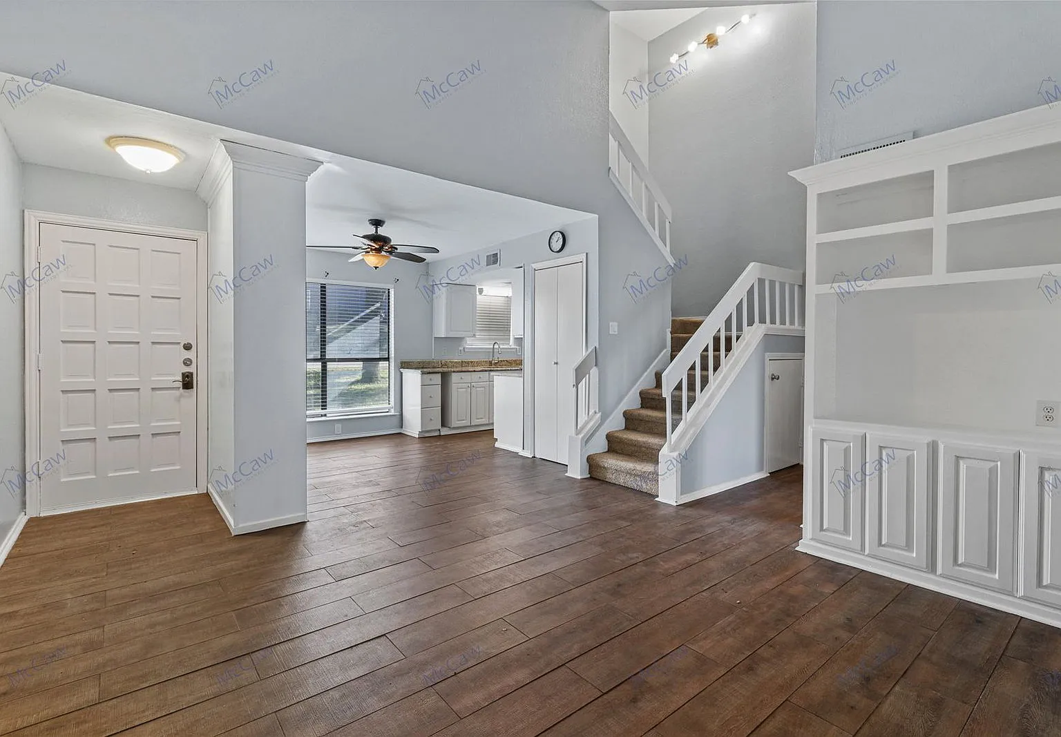 2 bed, 2.0 bath, 1056 sqft, $1,600 — Photo 3